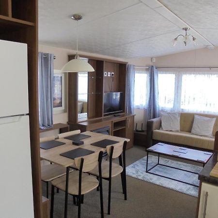 Kingfisher : Seabreeze:- 6 Berth, Enclosed Veranda, Close To Site Shop Инголдмелс Экстерьер фото