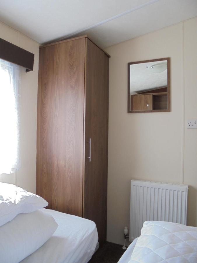 Kingfisher : Seabreeze:- 6 Berth, Enclosed Veranda, Close To Site Shop Инголдмелс Экстерьер фото
