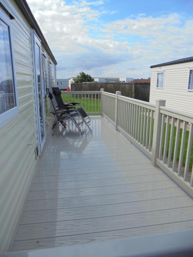 Kingfisher : Seabreeze:- 6 Berth, Enclosed Veranda, Close To Site Shop Инголдмелс Экстерьер фото